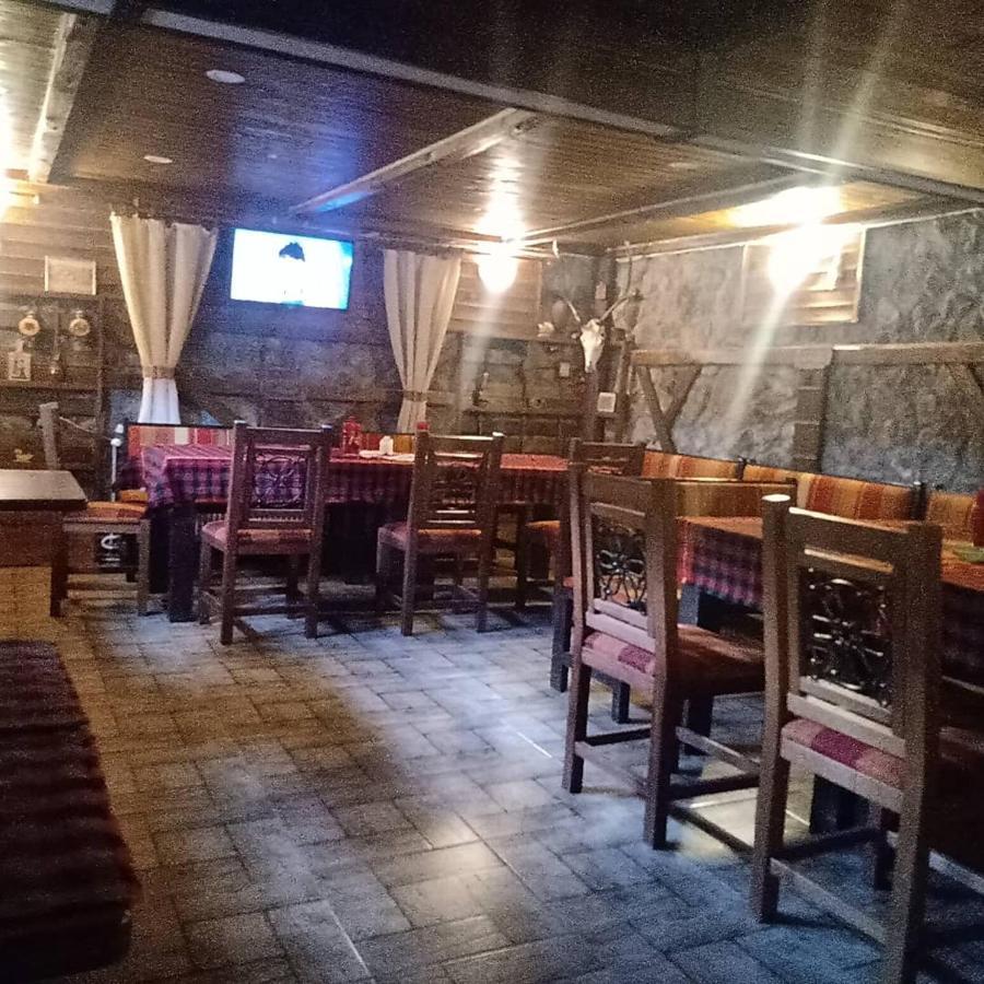Кръчмъ При Байката 호텔 리바리차 외부 사진